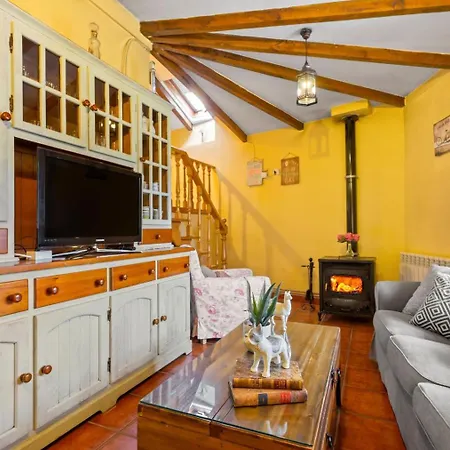 Hétvégi ház La Carrozal Senda Del Oso Orelleiru