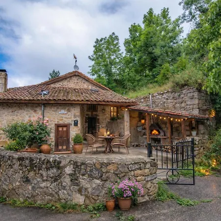 Hétvégi ház La Carrozal Senda Del Oso Orelleiru