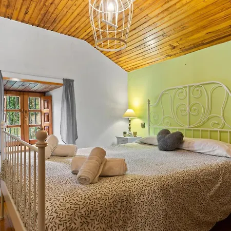 Hétvégi ház La Carrozal Senda Del Oso *