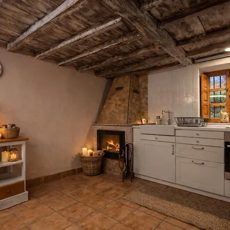 Hétvégi ház La Carrozal Senda Del Oso Orelleiru